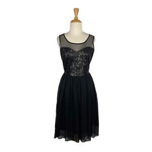 Romeo & Juliet Couture M Black Sequined Dress Sweetheart Neckline Tutu Evening